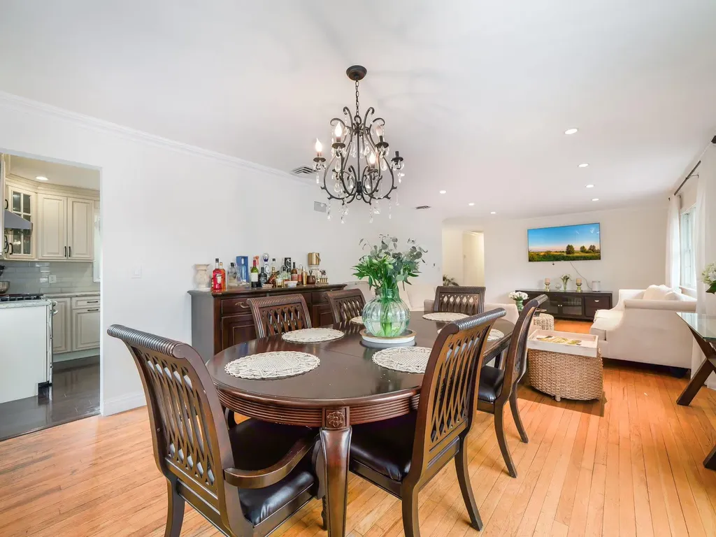 19 Orchard Court Spring Valley NY 10977