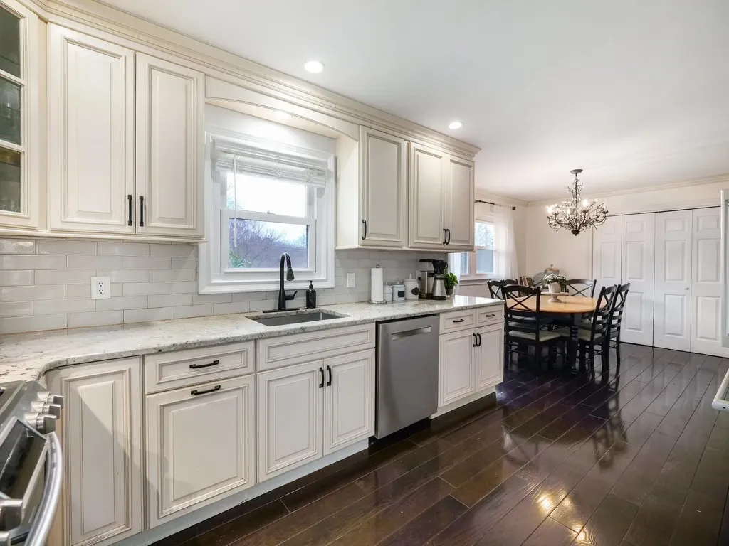 19 Orchard Court Spring Valley NY 10977