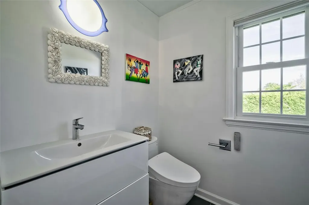 55 Virginia Drive Manhasset NY 11030