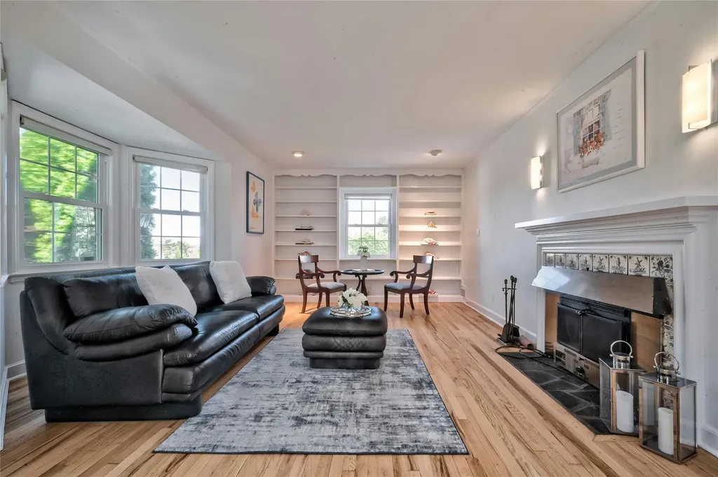 55 Virginia Drive Manhasset NY 11030