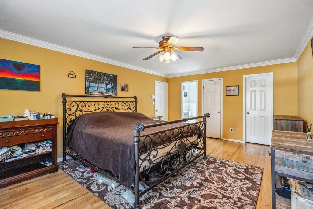 14 Victory Knoll Path Miller Place NY 11764
