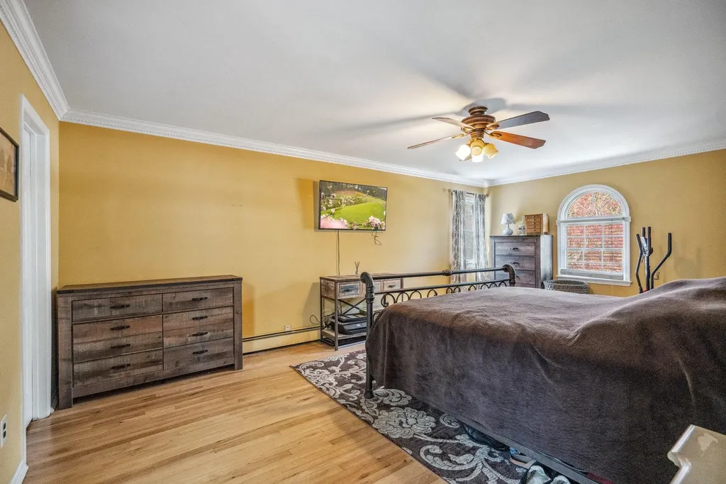 14 Victory Knoll Path Miller Place NY 11764