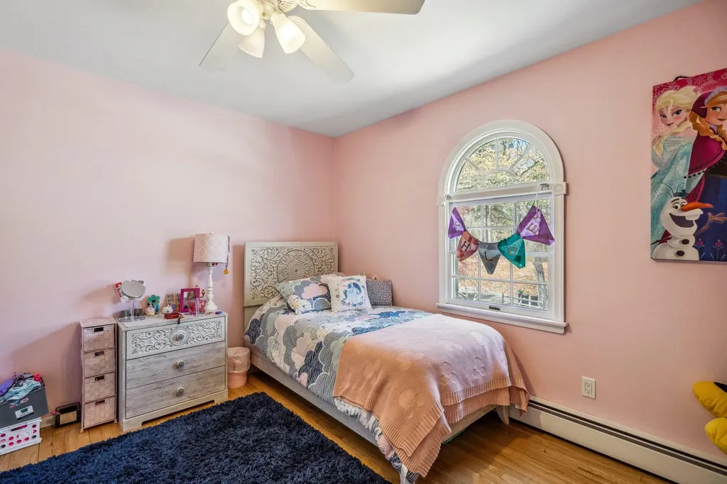14 Victory Knoll Path Miller Place NY 11764