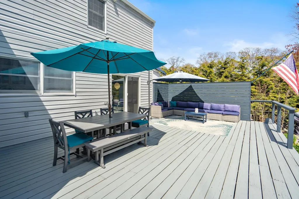 14 Victory Knoll Path Miller Place NY 11764