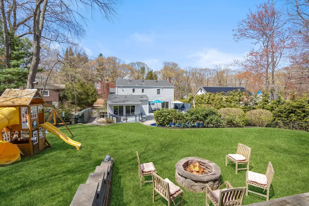 14 Victory Knoll Path Miller Place NY 11764