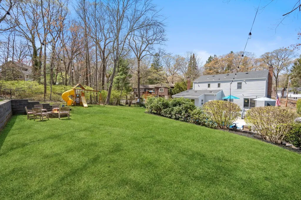 14 Victory Knoll Path Miller Place NY 11764