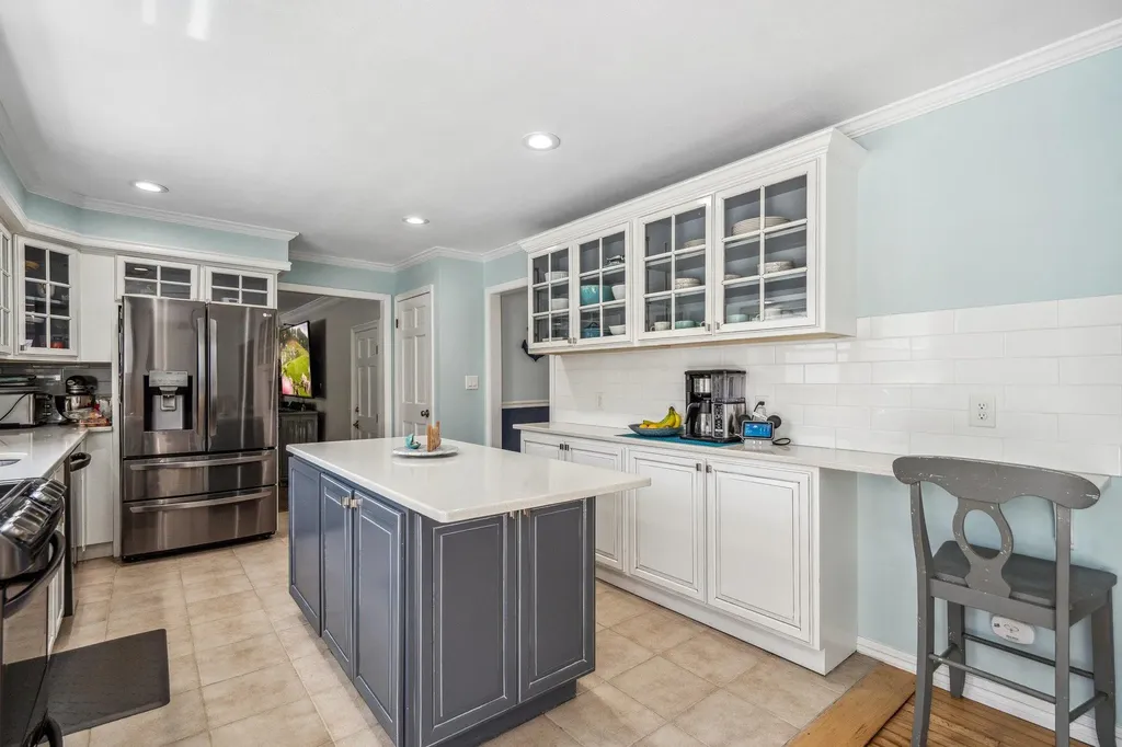 14 Victory Knoll Path Miller Place NY 11764
