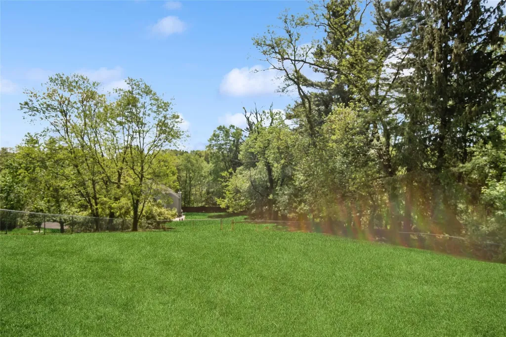 5 Dundee Court Spring Valley NY 10977