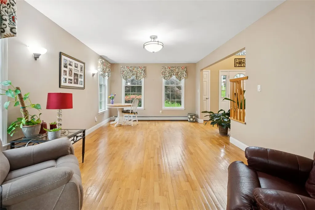 5 Dundee Court Spring Valley NY 10977