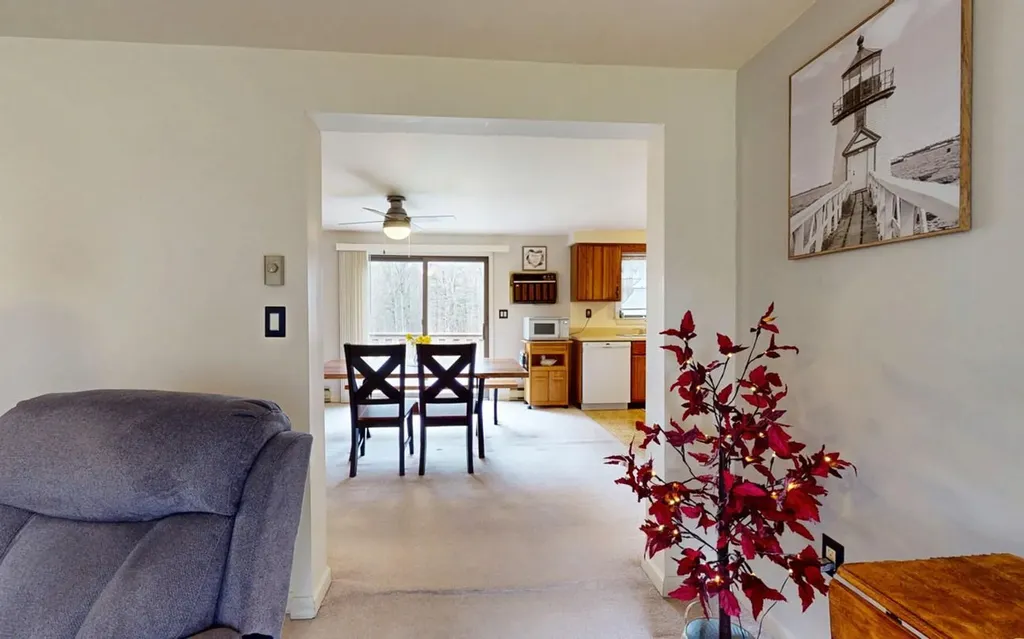 22 Sherry Lane Pine Bush NY 12566