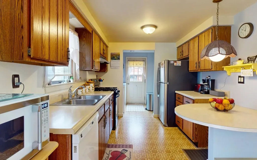 22 Sherry Lane Pine Bush NY 12566