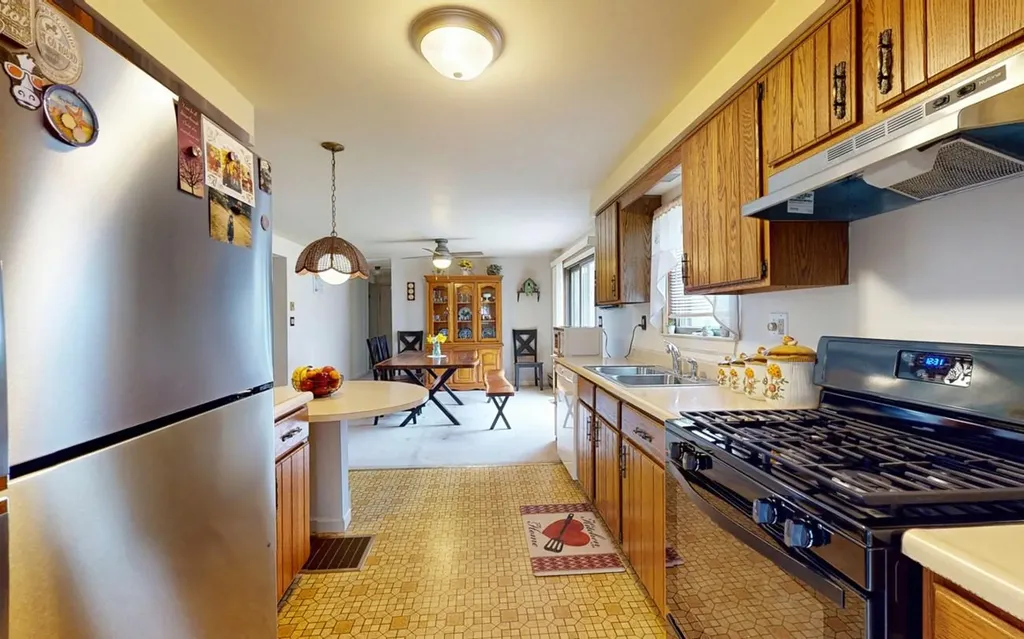 22 Sherry Lane Pine Bush NY 12566