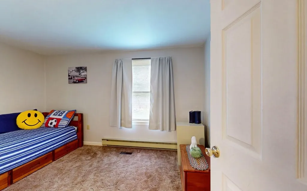 22 Sherry Lane Pine Bush NY 12566