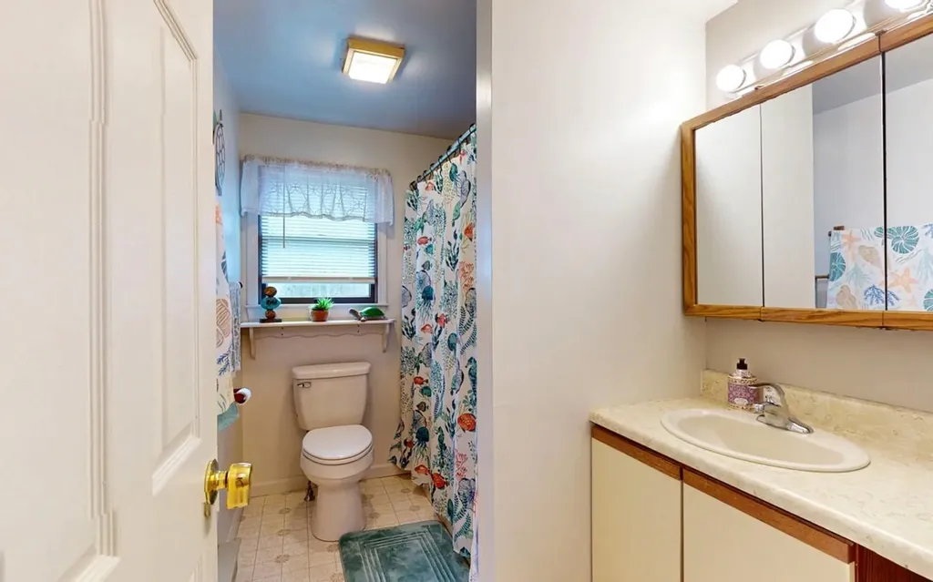 22 Sherry Lane Pine Bush NY 12566