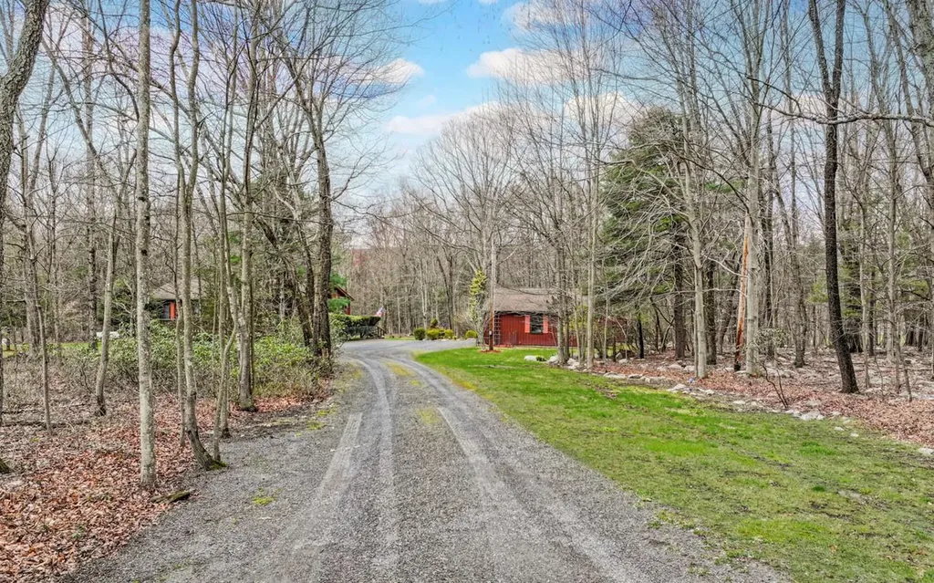 22 Sherry Lane Pine Bush NY 12566