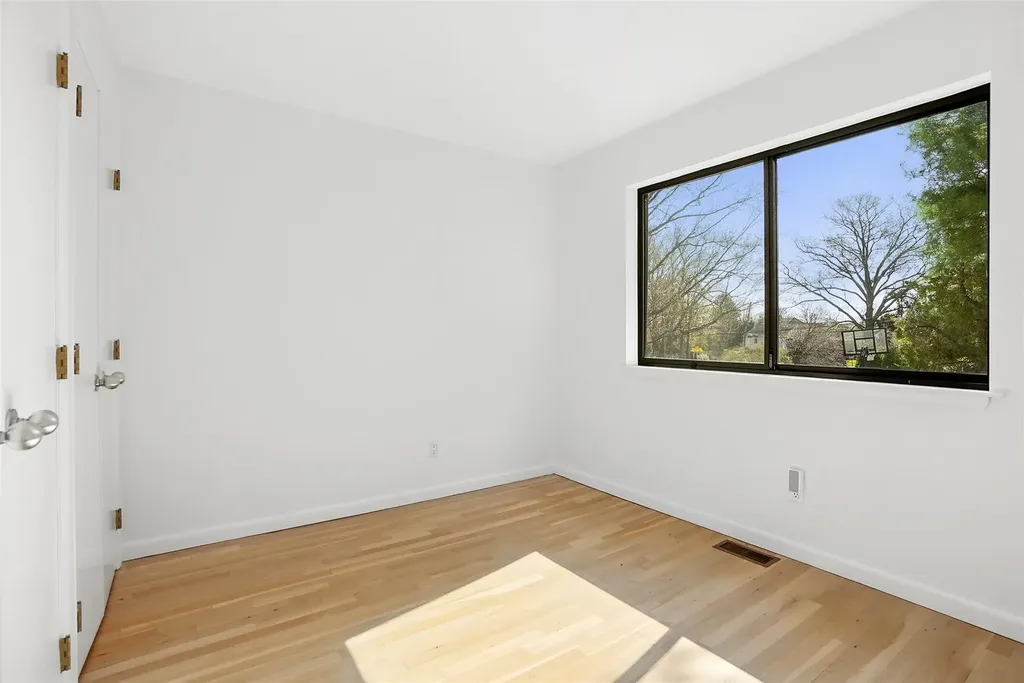 6 Fairway Drive Mamaroneck NY 10543