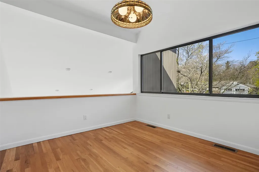 6 Fairway Drive Mamaroneck NY 10543