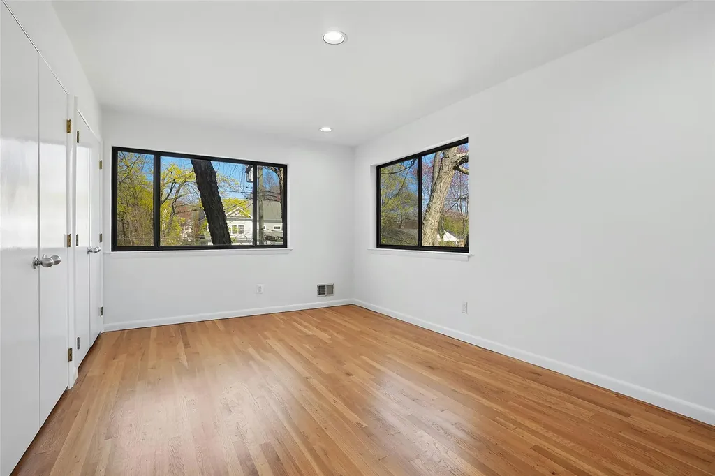 6 Fairway Drive Mamaroneck NY 10543