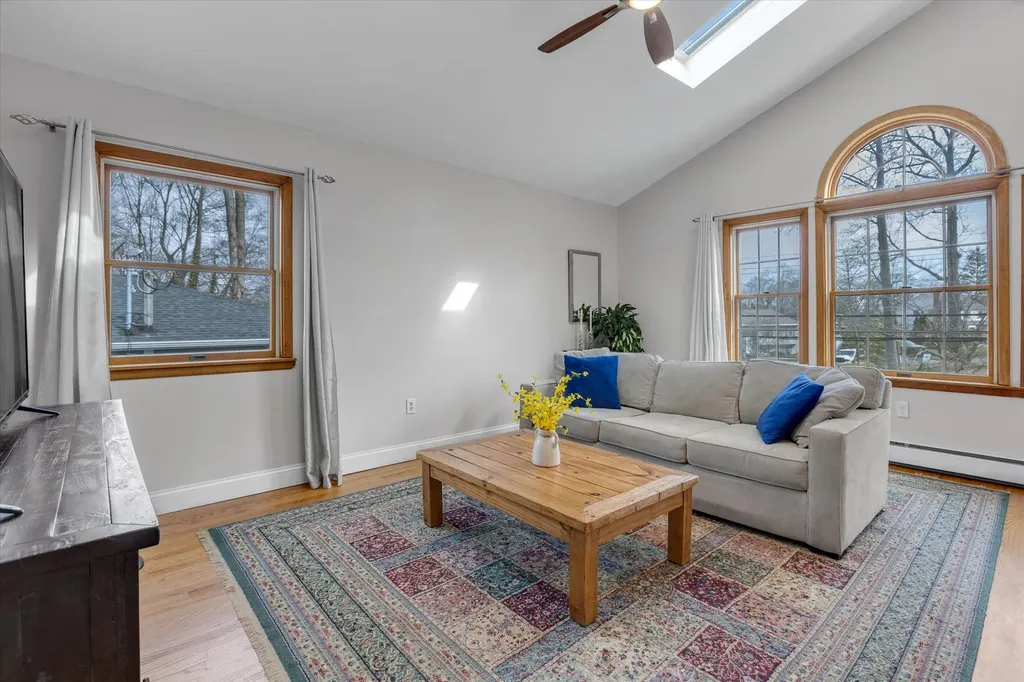 76 Forest Road Kings Park NY 11754