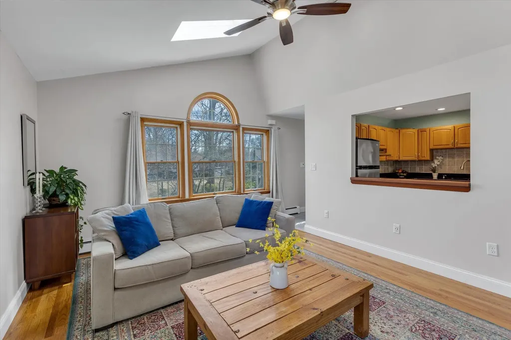 76 Forest Road Kings Park NY 11754