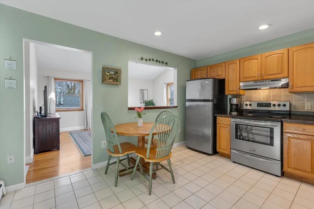 76 Forest Road Kings Park NY 11754