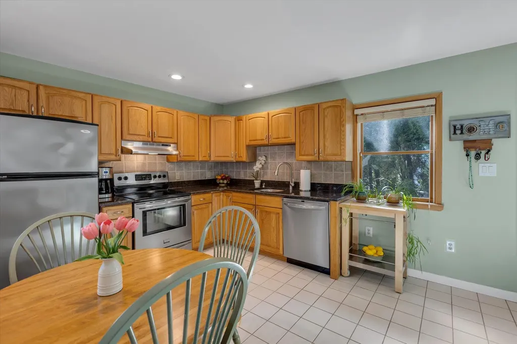 76 Forest Road Kings Park NY 11754