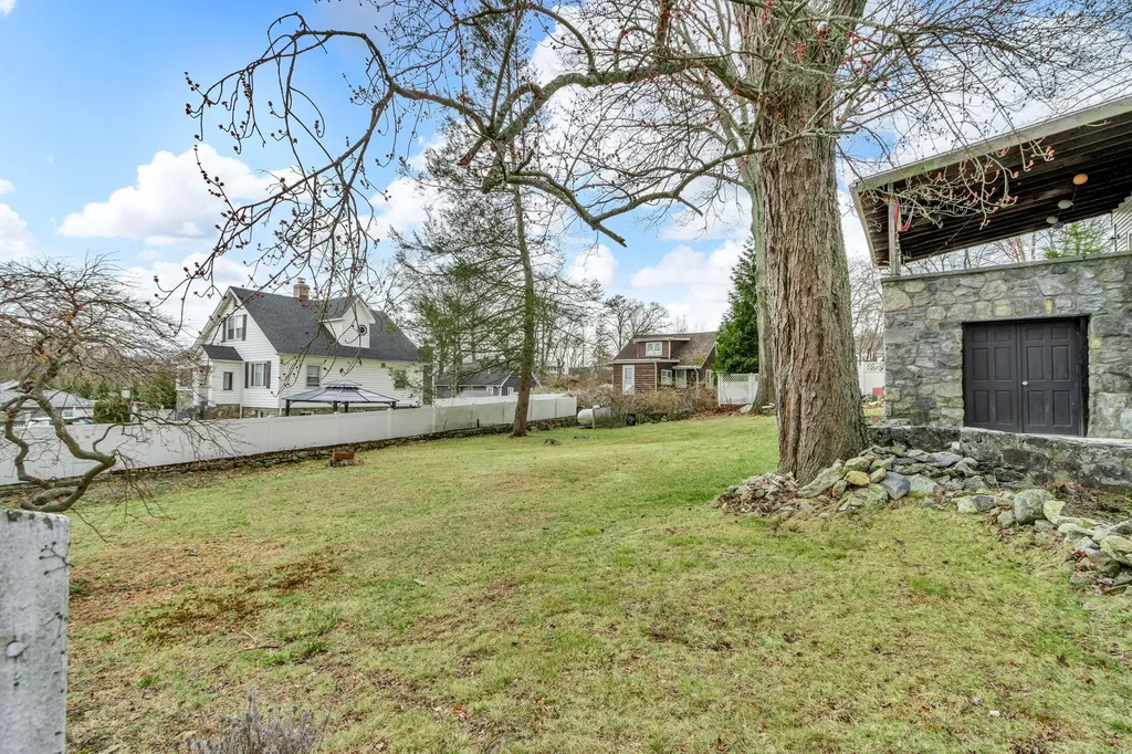 226 Birch Road Mahopac NY 10541