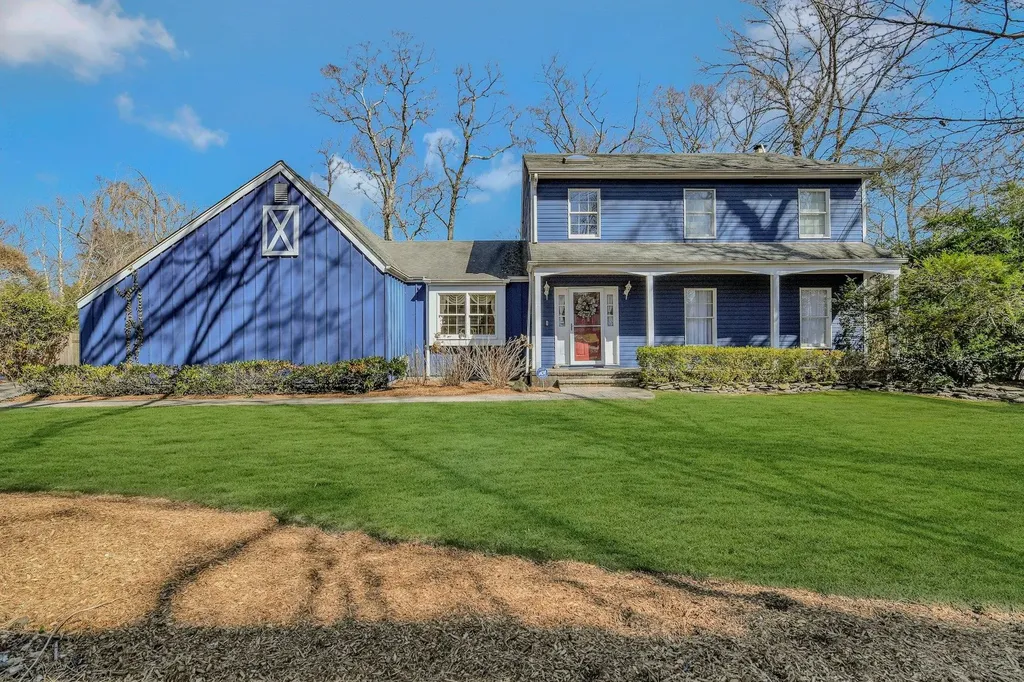 47 Quaker Path Stony Brook NY 11790