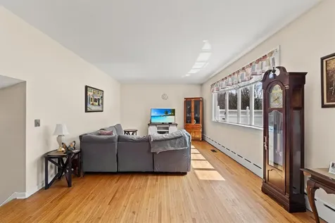 9 Valley View Drive Yonkers NY 10710