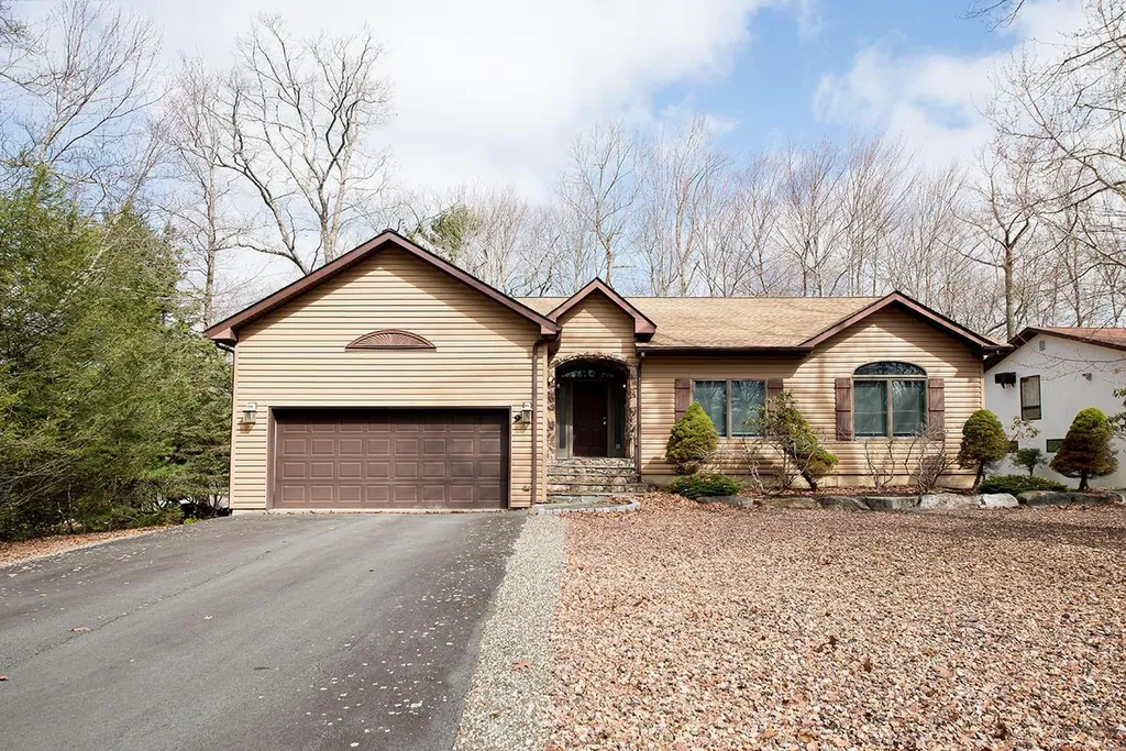 9 Drake Lane Rock Hill NY 12775
