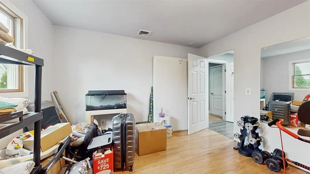 148 Smith Avenue Islip NY 11751