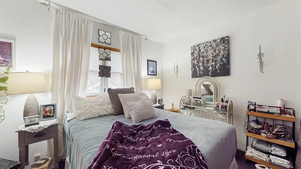 148 Smith Avenue Islip NY 11751