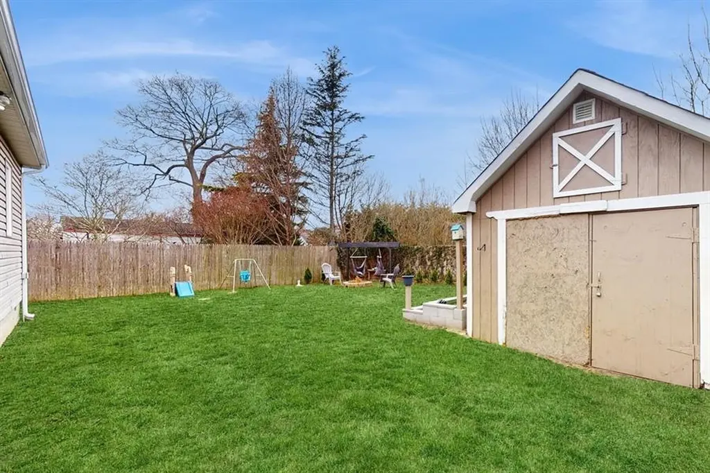 148 Smith Avenue Islip NY 11751