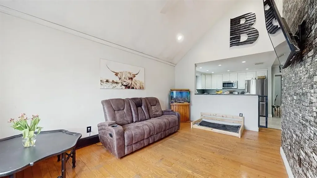148 Smith Avenue Islip NY 11751