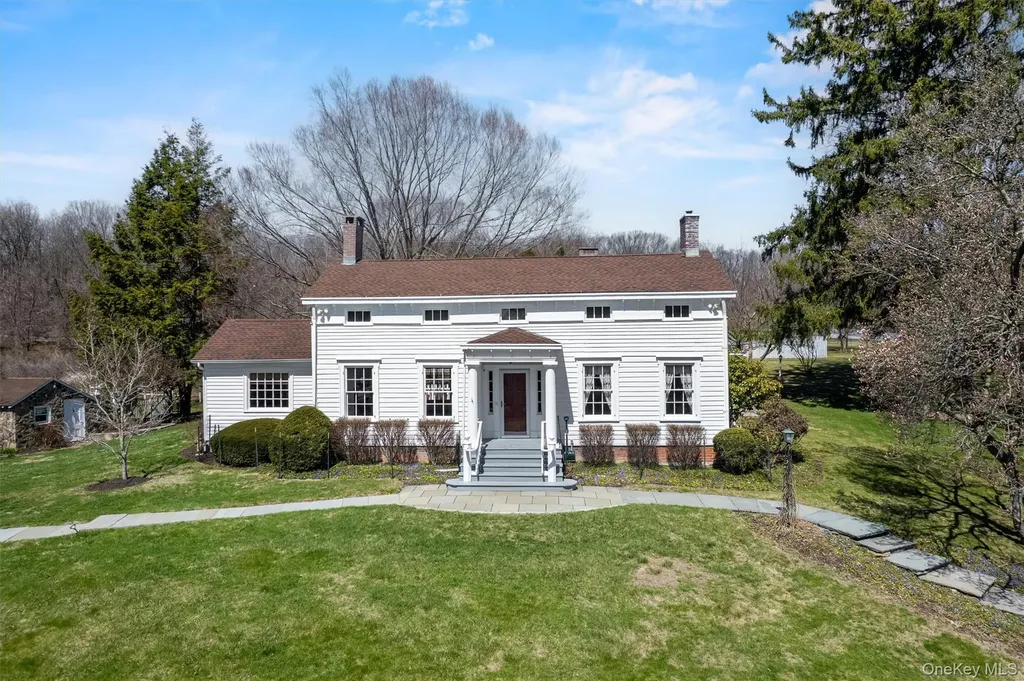 262 Cream Street Poughkeepsie NY 12601
