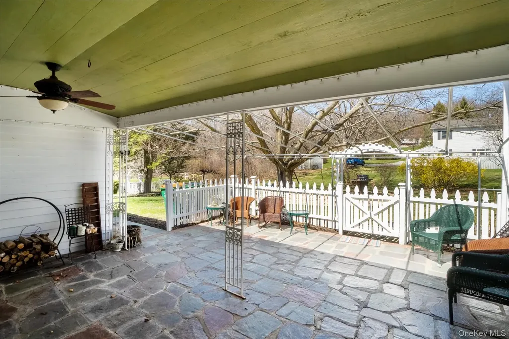 262 Cream Street Poughkeepsie NY 12601