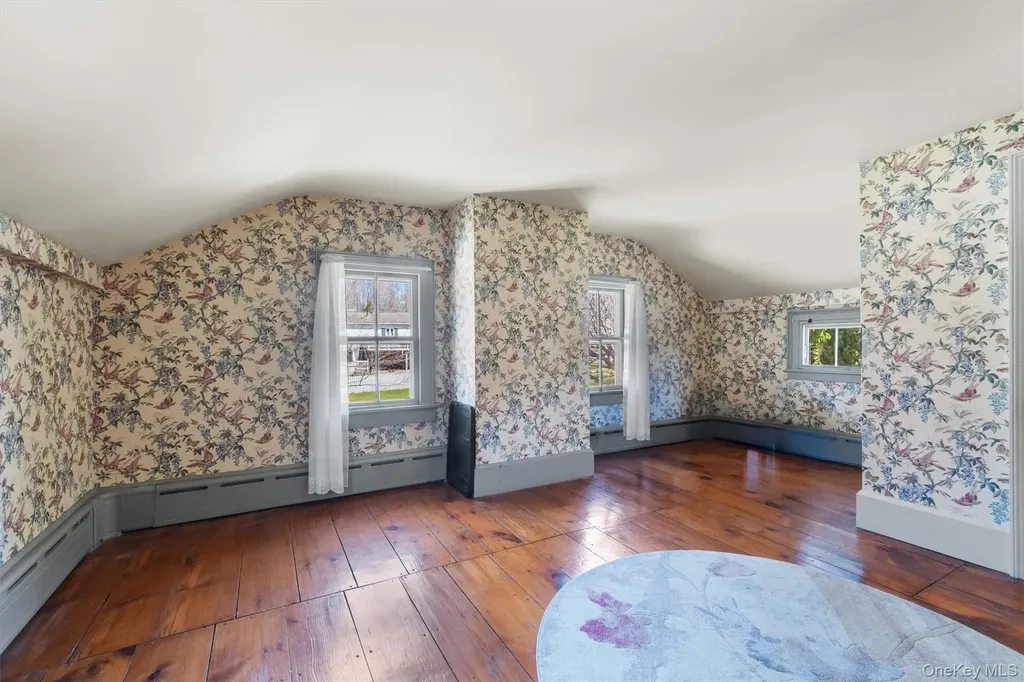 262 Cream Street Poughkeepsie NY 12601
