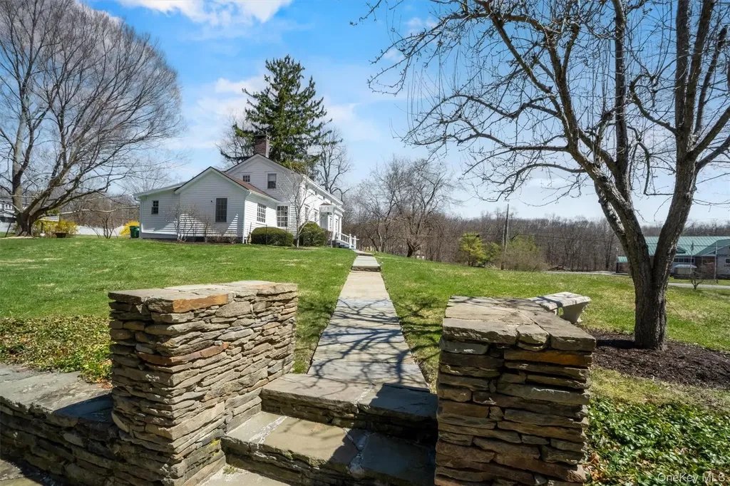 262 Cream Street Poughkeepsie NY 12601