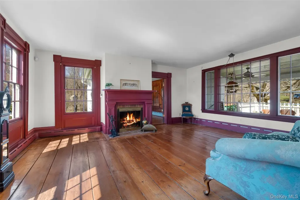 262 Cream Street Poughkeepsie NY 12601