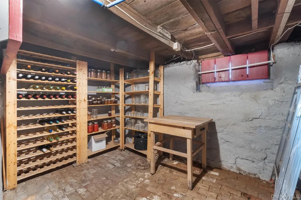 262 Cream Street Poughkeepsie NY 12601
