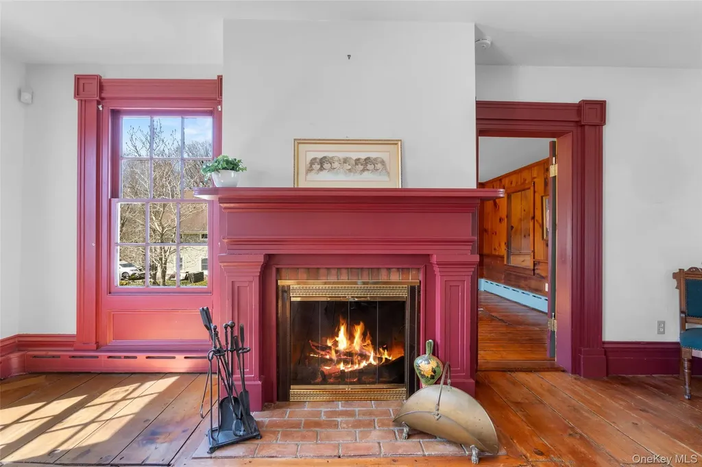 262 Cream Street Poughkeepsie NY 12601