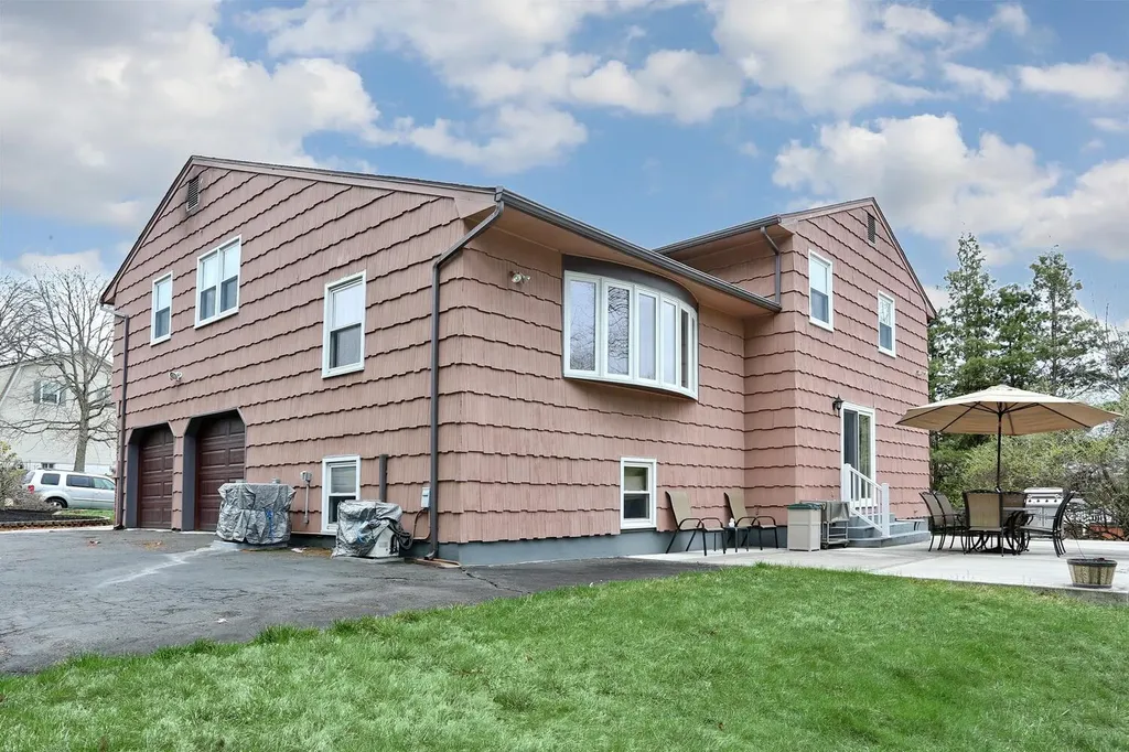 106 Key Place Orangeburg NY 10962