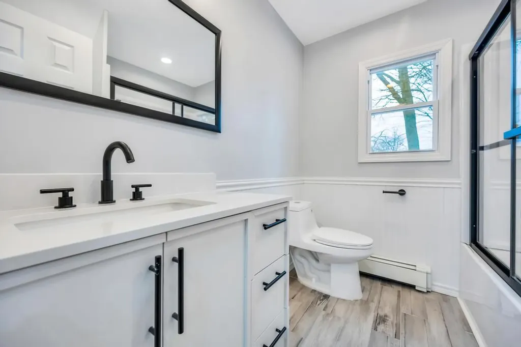 732 Glendale Road West Babylon NY 11704
