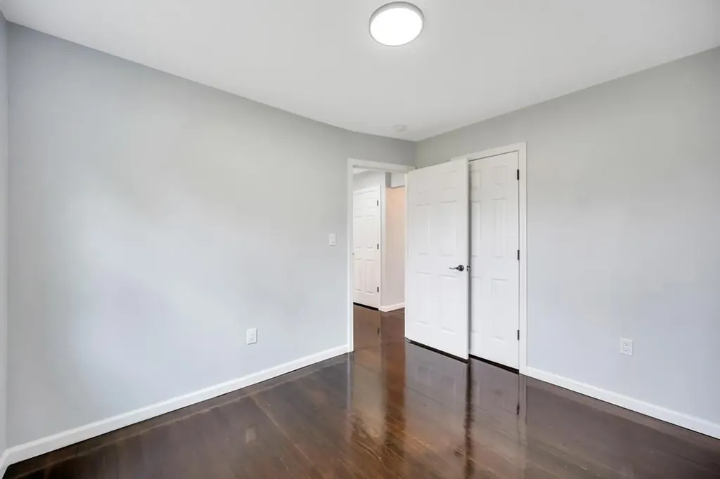 732 Glendale Road West Babylon NY 11704