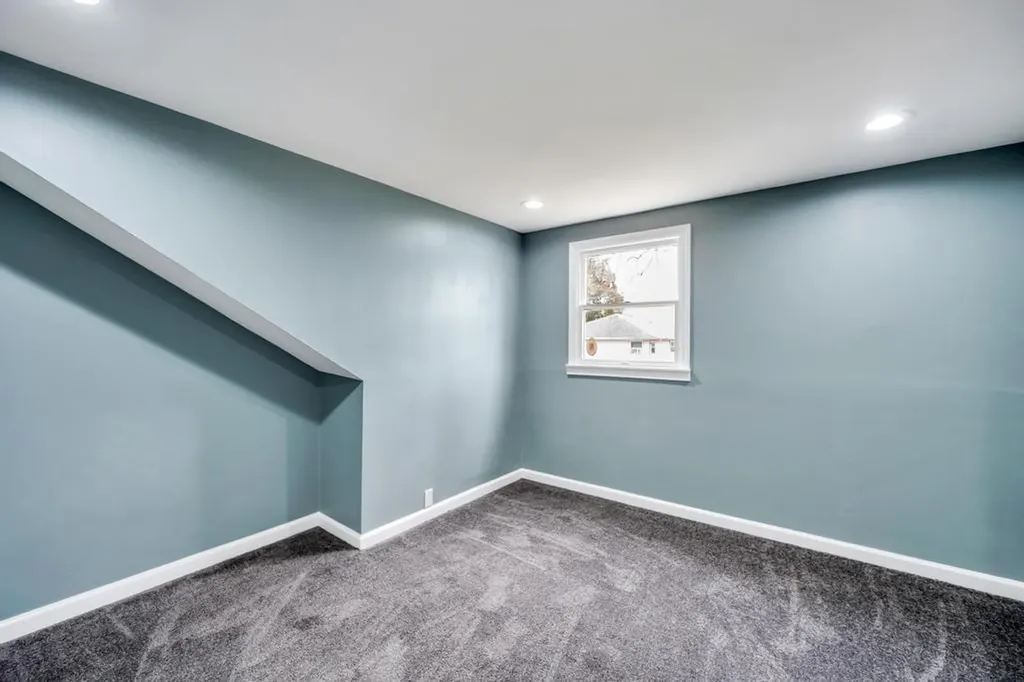 732 Glendale Road West Babylon NY 11704