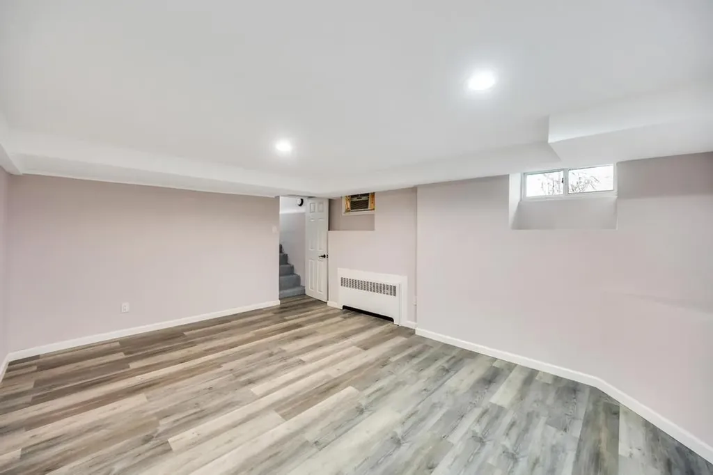 732 Glendale Road West Babylon NY 11704