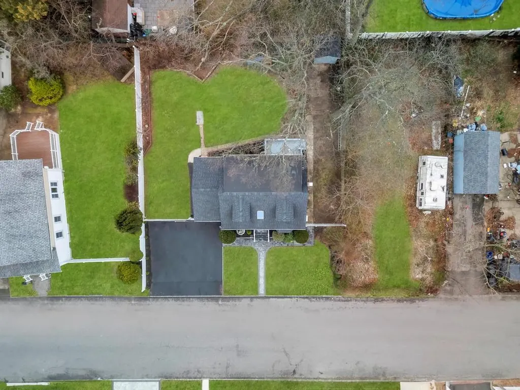 732 Glendale Road West Babylon NY 11704