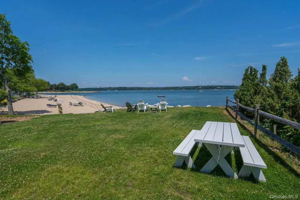 3 Wincoma Drive Huntington Bay NY 11743