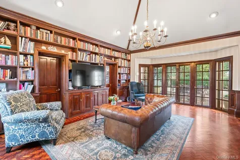 3 Wincoma Drive Huntington Bay NY 11743