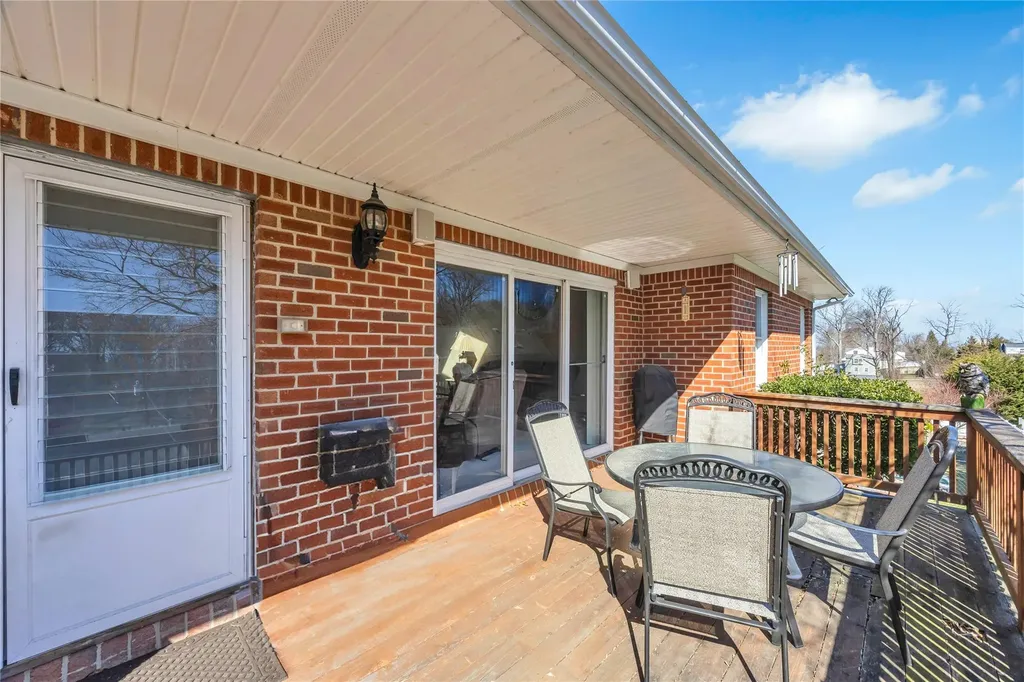 71 Orchid Drive Kings Park NY 11754
